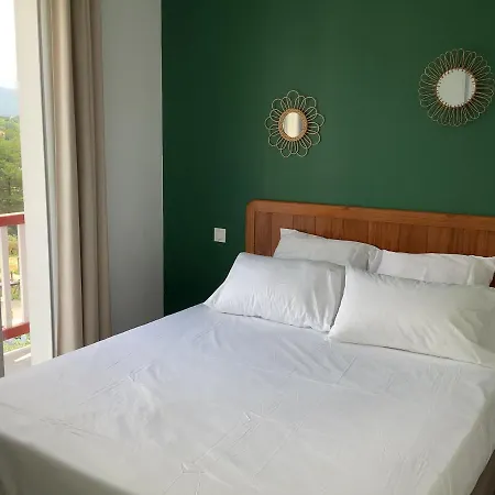 アパートホテル Trinquet Bordatxo